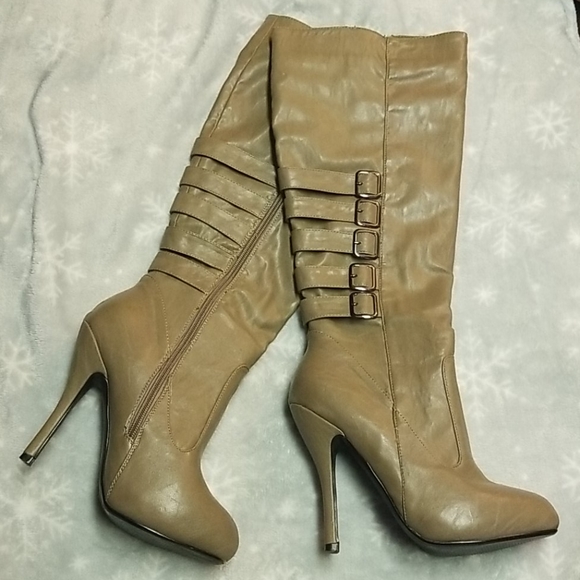Qupid Stiletto Boots - Picture 2 of 8